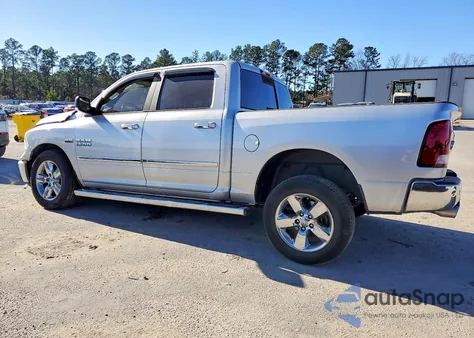 2017 Ram 1500 Slt z USA, uszkodzony, nr VIN 3C6RR6LT9HG687161